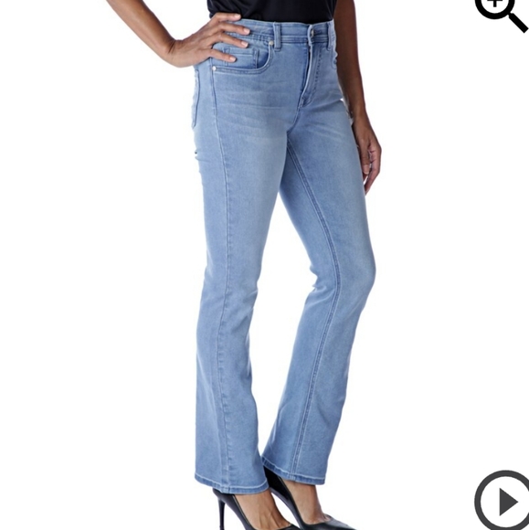 NWT DG2 by Diane Gilman hi rise Basic Bootcut Jean - Picture 1 of 8